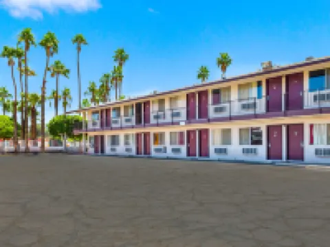 Knights Inn and Suites Yuma Hotels in Yuma