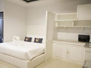 RoomQuest Nichada ISB International