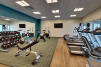Holiday Inn Express & Suites FINDLAY NORTH by IHG - Phòng tập thể hình