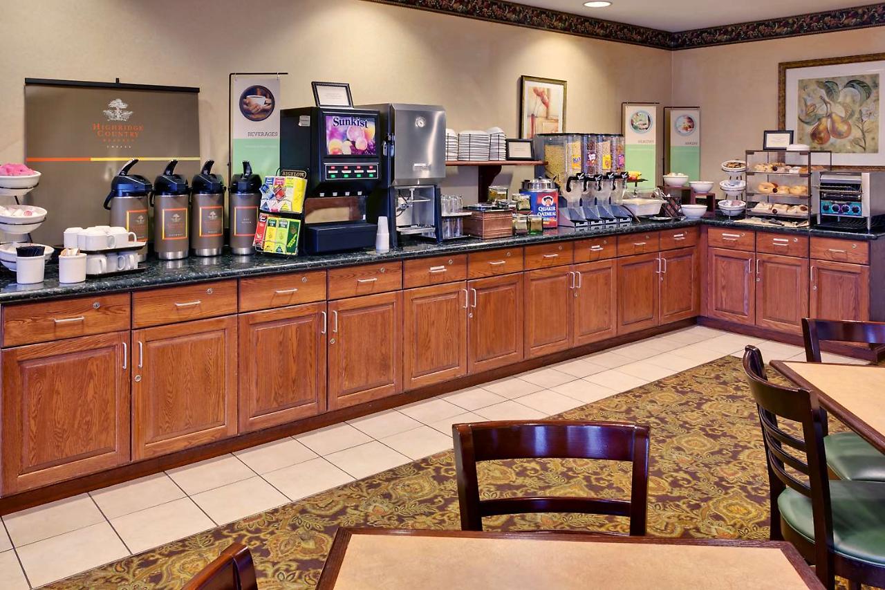 Country Inn & Suites by Radisson, Lake George (Queensbury), NY