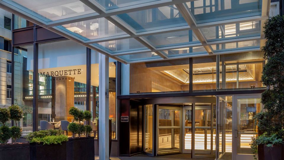 The Marquette Hotel, Curio Collection by Hilton