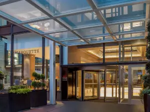 The Marquette Hotel, Curio Collection by Hilton