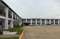 Red Roof Inn Houston - Jersey Village Hotels near Houston Underground