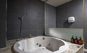 Busan Sasang Mr Brick Hotel