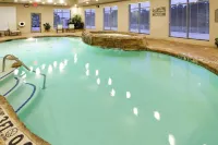 Holiday Inn Express & Suites MANSFIELD by IHG - Pools