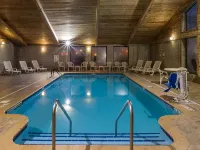 Ramada by Wyndham Platte City KCI Airport Hotels in Platte County