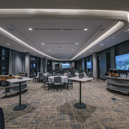 Hotel Indigo COLUMBUS AT RIVERFRONT PLACE by IHG