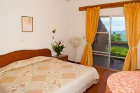 Tupa Hotel Hotels near Orongo