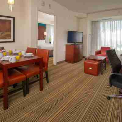 Residence Inn Arlington Ballston Rooms