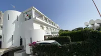 Bougainville Luxury Boutique Hotel