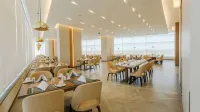 Clarion Hotel Jeddah Airport - breakfast