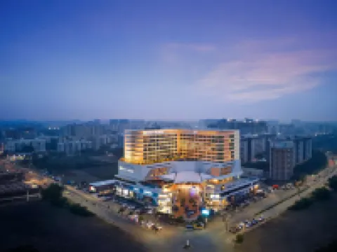 Hyatt Place Vadodara Hotels near Fiesta Farm