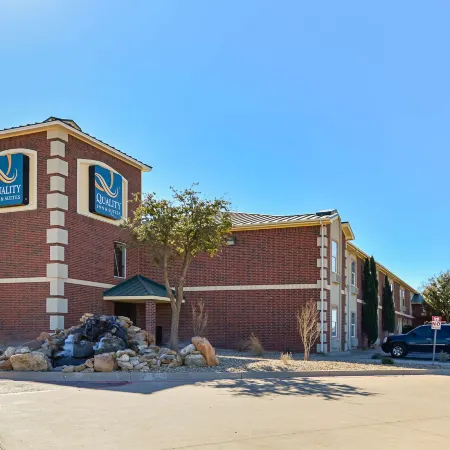 Quality Inn & Suites