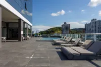 Hilton Garden Inn Itajaí - Swimmingpools