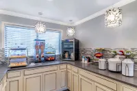 Econo Lodge Hotels in Cuthbert