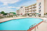 Baymont by Wyndham Hot Springs on the Lake Hotels in Bismarck
