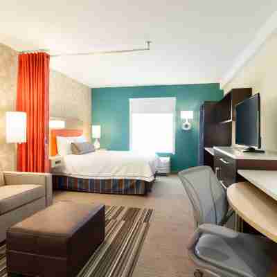 Home2 Suites El Paso Airport Rooms