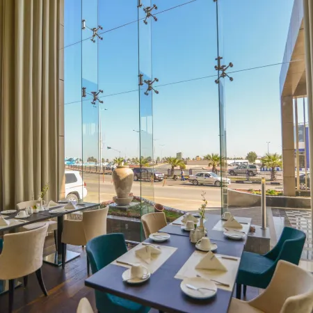 Golden Tulip Dammam Corniche Hotel
