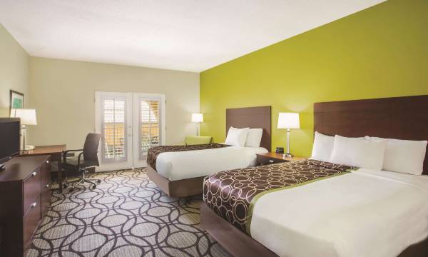 La Quinta Inn & Suites by Wyndham Conference Center Prescott