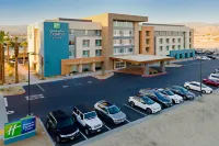 Holiday Inn Express & Suites PALM DESERT - MILLENNIUM by IHG - parking