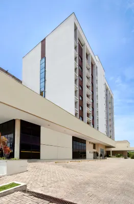Rede Andrade Slz Hotels near Teatro Arthur Azevedo