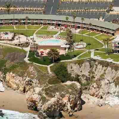 SeaCrest Oceanfront Hotel Hotel Exterior