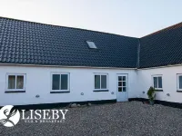 Liseby Bed & Breakfast Hotels in Stege