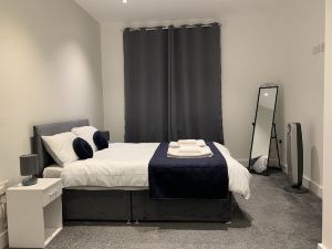 Modern Serviced Apartment - Near City Centre