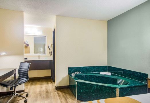 1. 퀄리티 인 & ..