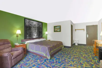 Super 8 by Wyndham Radford VA Hotel a Radford