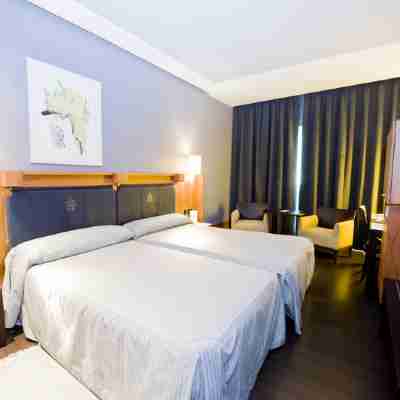 Gran Hotel Lakua Rooms