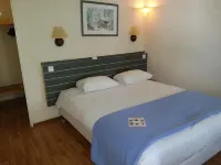 Campanile Sable Sur Sarthe - Vion Hotels in Saulges
