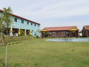 Navagiraga Resorts & Hotel