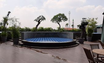 A Luxury 3Br Bali Style Apartment at the Avenue Parkland BSD Tangerang