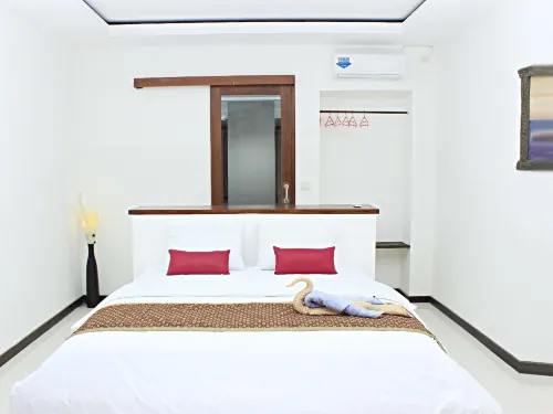 Alam Mimpi Hotel Hotels in Batu Layar