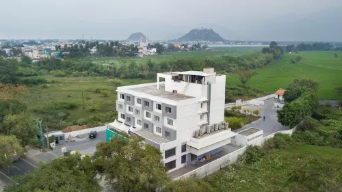 Visakka's The Amethyst Hotel Palani Hotels in Sivagiripatti