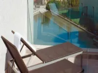 Hesperia Fira - Kolam Renang