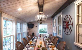William's Grant Inn Bed and Breakfast - Housity