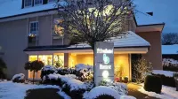 Privathotel Bremer Hotels in der Nähe von Apotheke in Paffrath