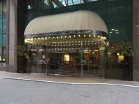 多倫多劍橋套房 鄰近安大略省美術館的酒店