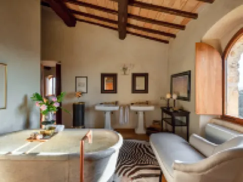 Castello di Vicarello Hotels in Cinigiano
