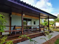 Sea Smile Resort Отели рядом с достопримечательностью «King Mongkut Memorial Park of Science and Technology Waghor»