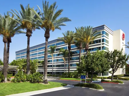 โรงแรมเชอราตัน สนามบินออนแทรีโอ