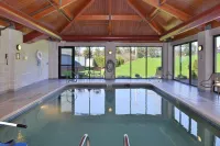 Fairfield Inn Rochester Henrietta/University Area - Pools