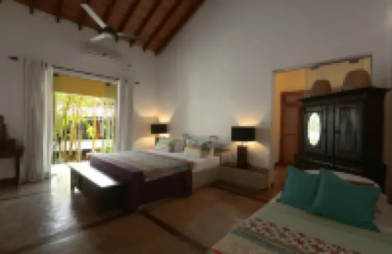 Villa Hundira