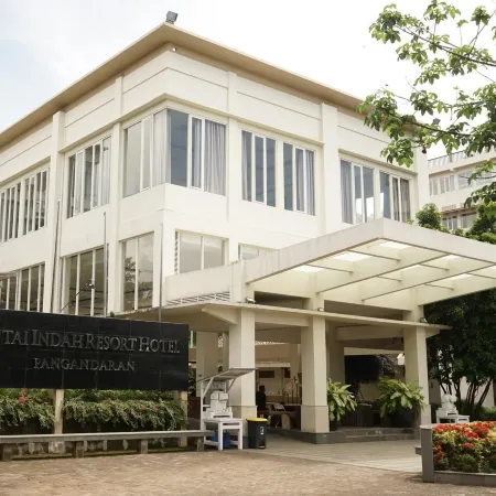 Pantai Indah Resort Hotel Timur