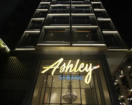 Ashley Sabang Jakarta Hotels near Bank Indonesia