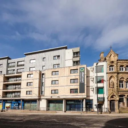 Albert Court (Campus Accommodation) Отели рядом с достопримечательностью «Художественная галерея Вокер»