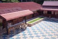 Donkaew Resort Hotels near Palm Leaf Manuscript Conservation Institute of Wat Sungmen (PMCI Wat Sungmen)