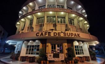 Supak Hotel